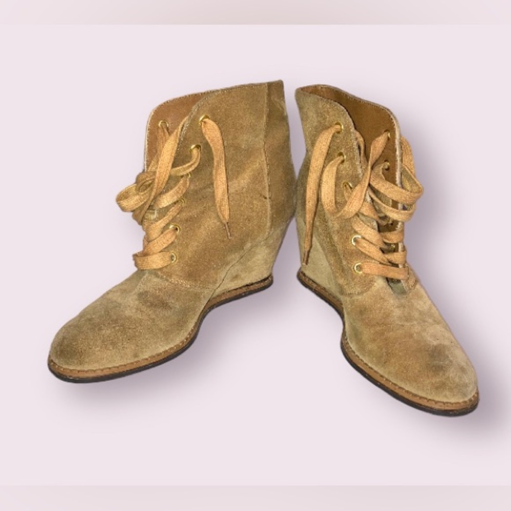 Kate Spade Saundra Suede Wedge Boots Size 9M Honey-Tan  Lace Up Ankle Booties